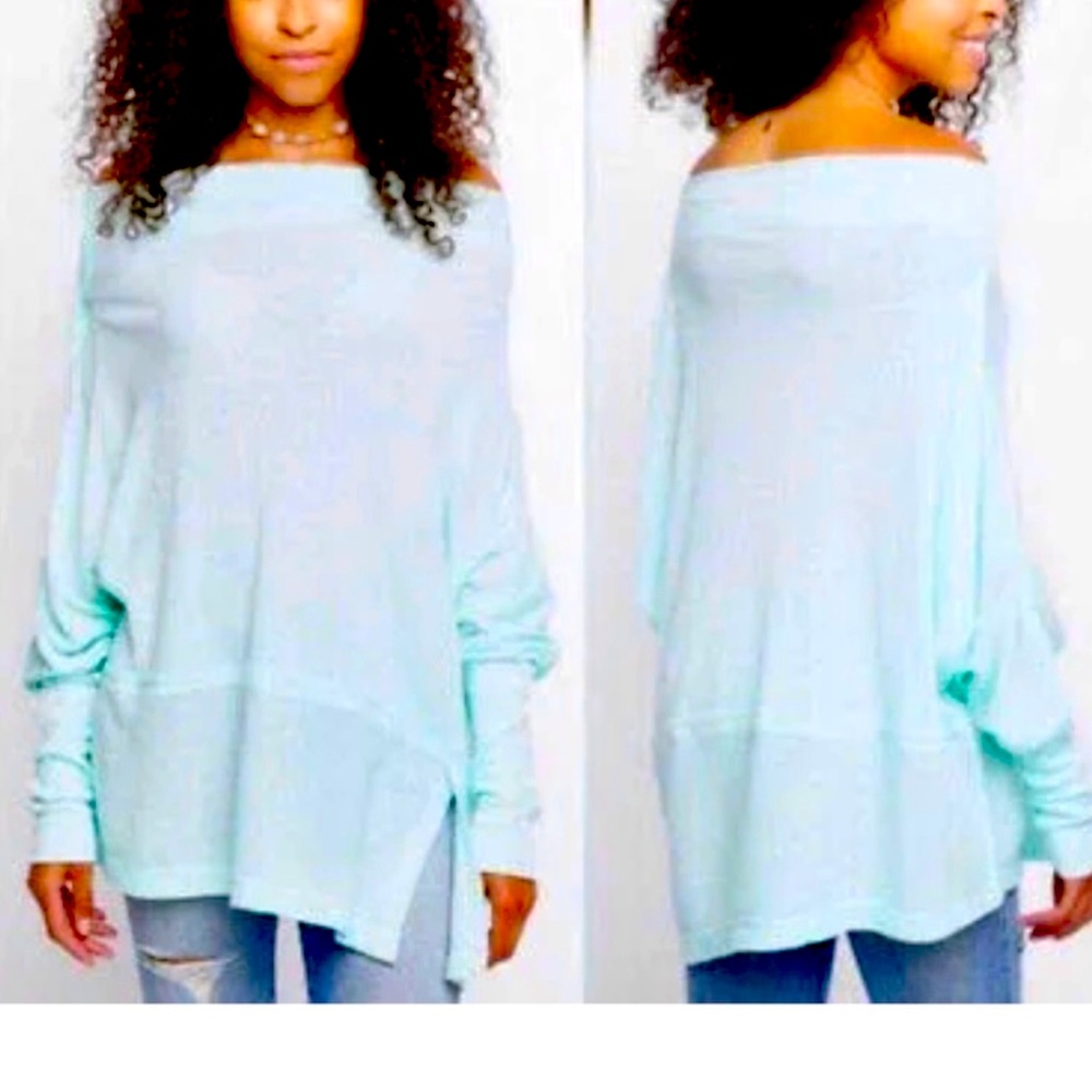 Free People XS Women's Off-Shoulder Light Blue thermal thin kind sleeve